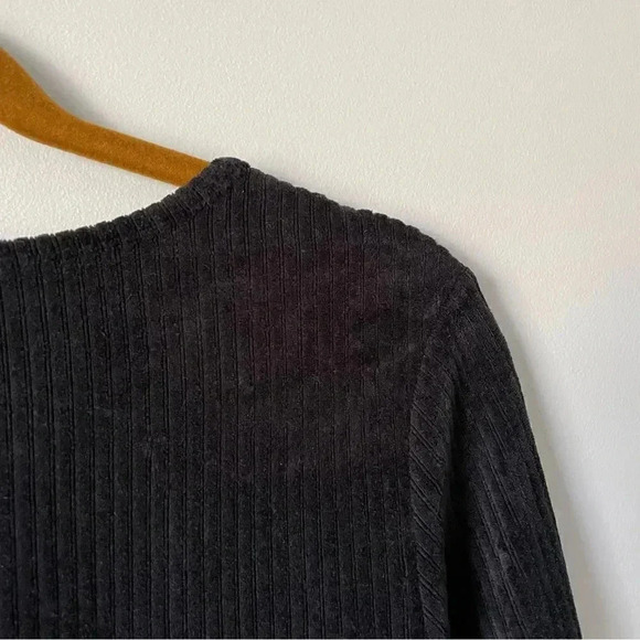 Anthropologie | Meadow Rue Velvet Bell Sleeve Top - Picture 5 of 9